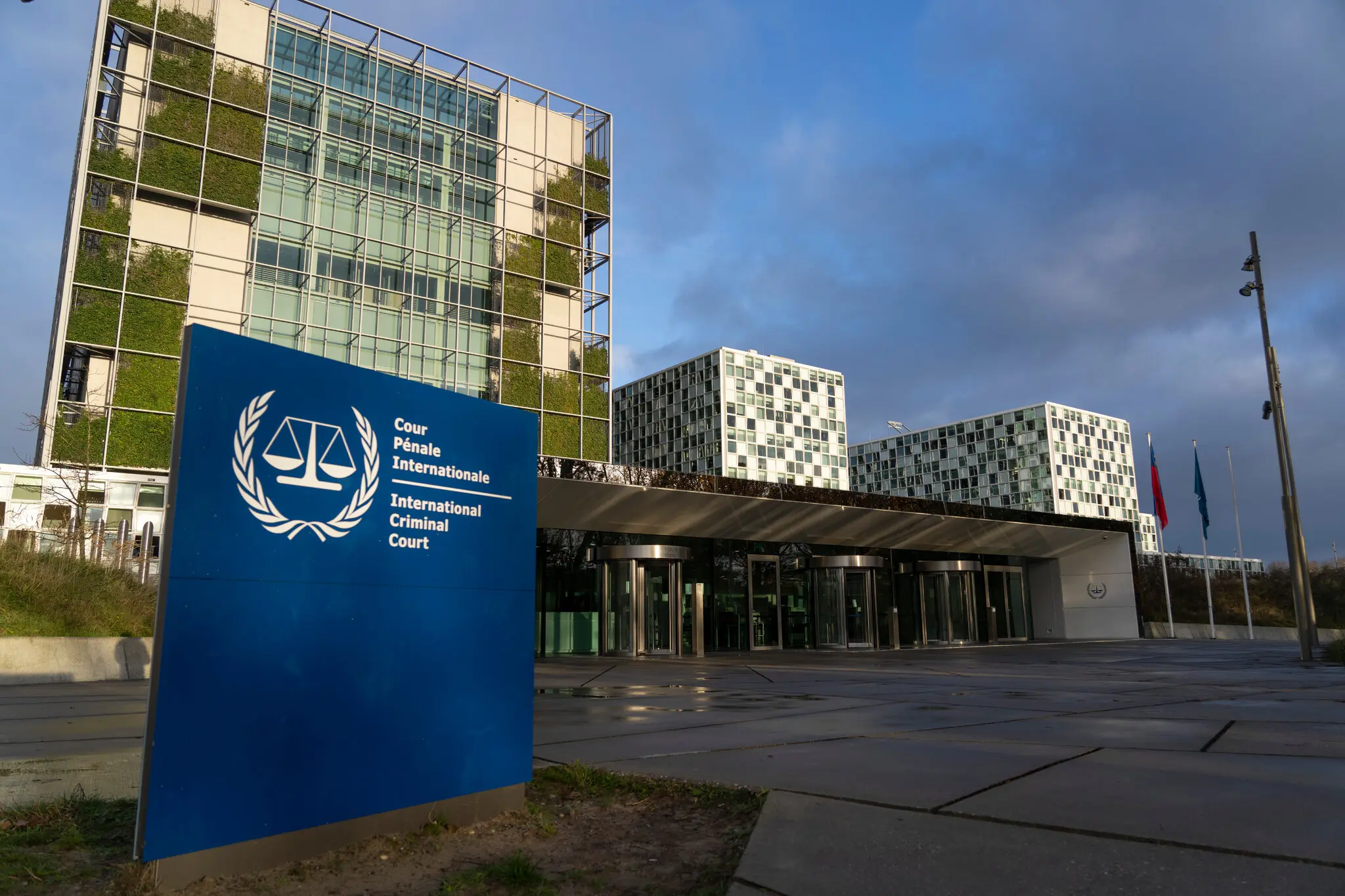 Міжнародний кримінальний суд у Гаазі, Нідерланди, де зрештою може опинитися пан Путін.
